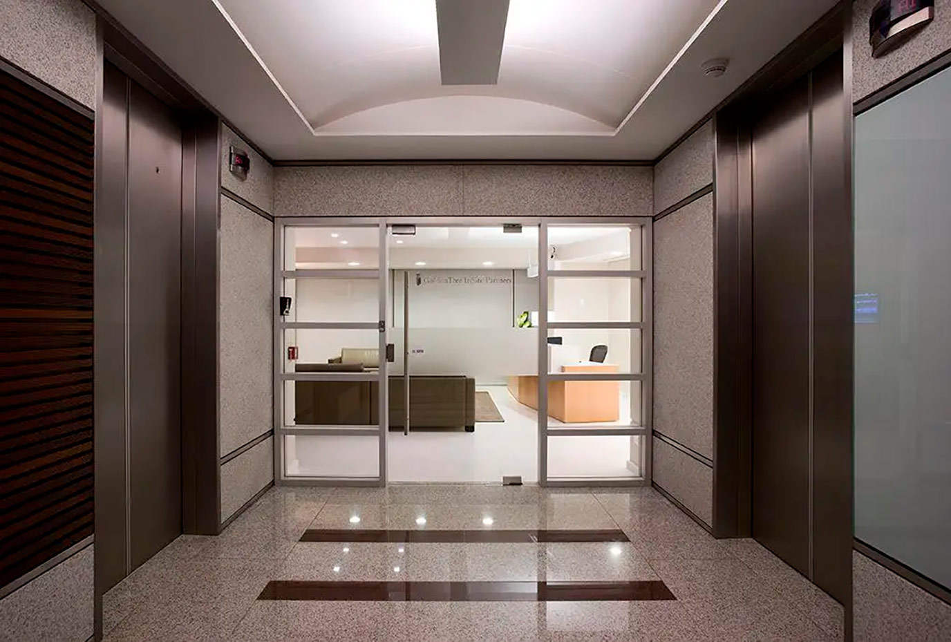 Hall / Reception 64