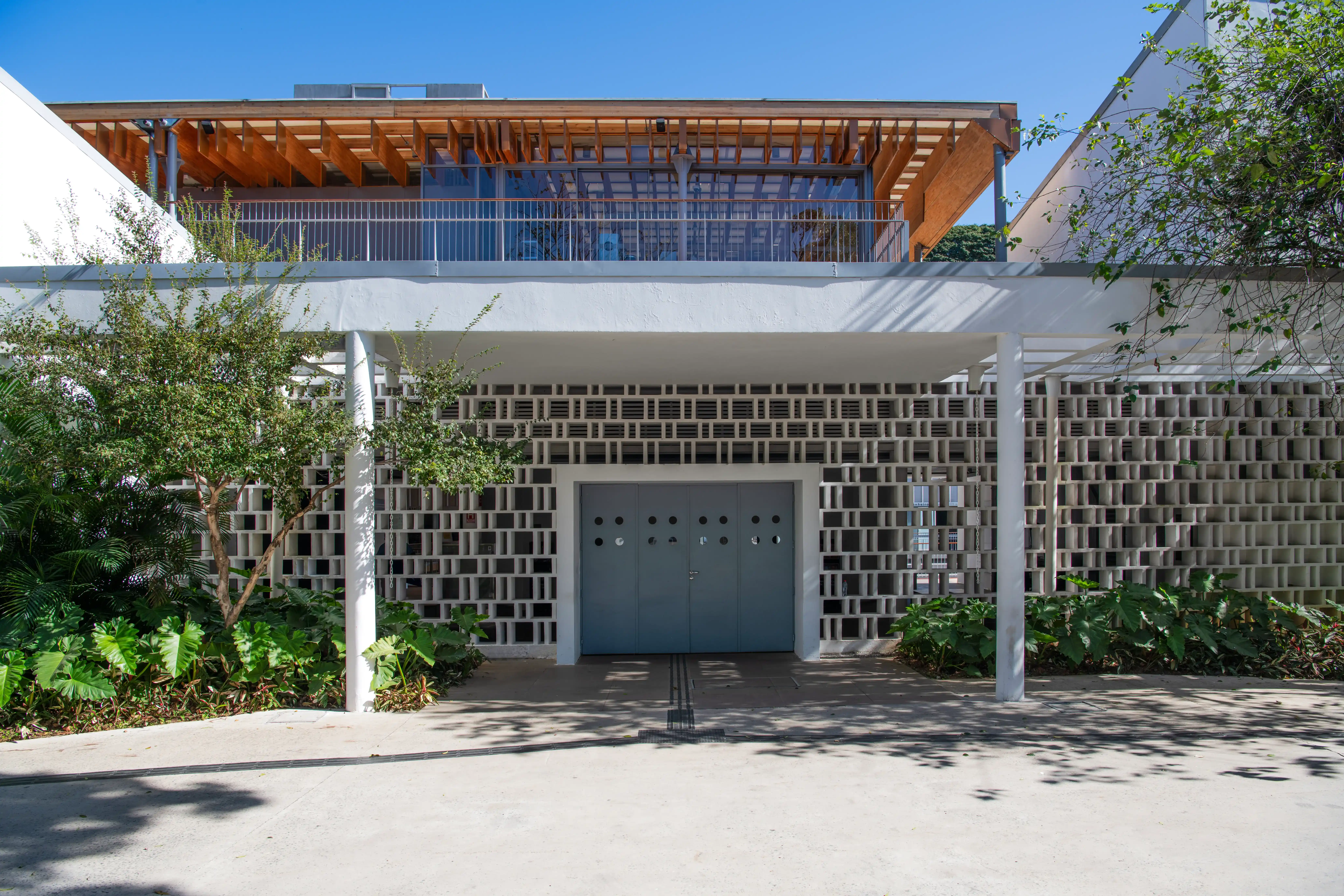 Facades 02