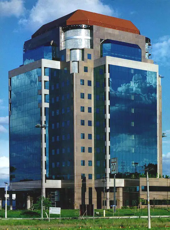 Facades 04