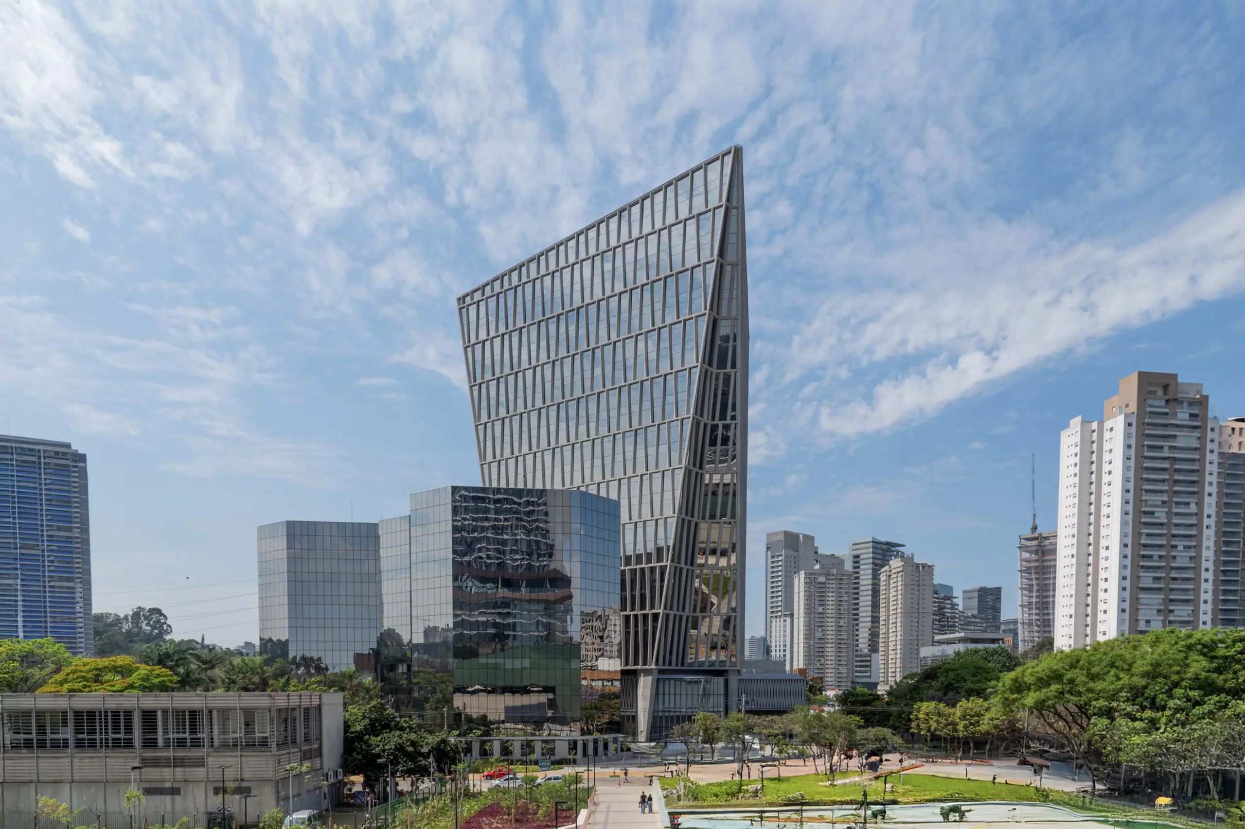 Facades 16