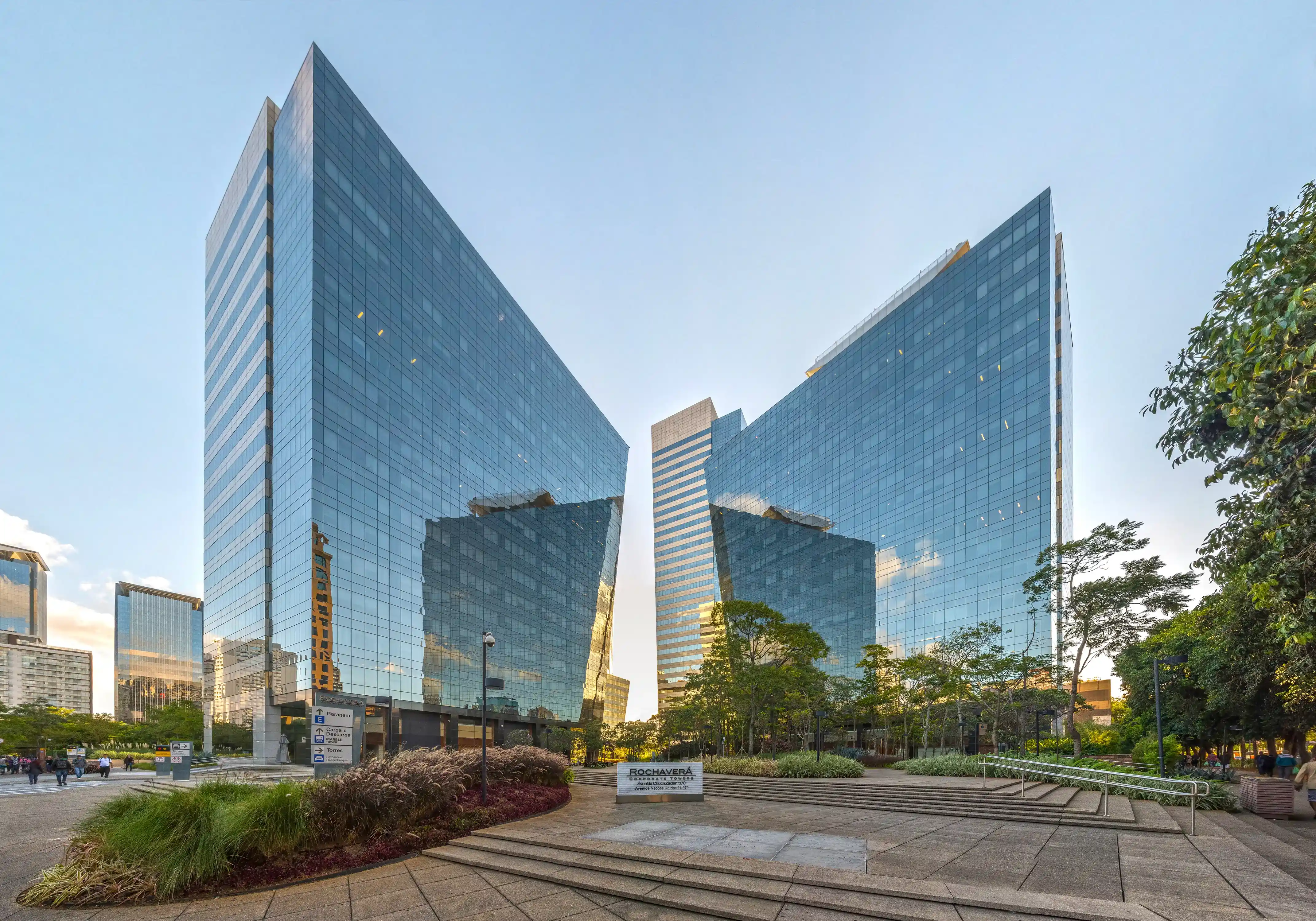 Facades 22