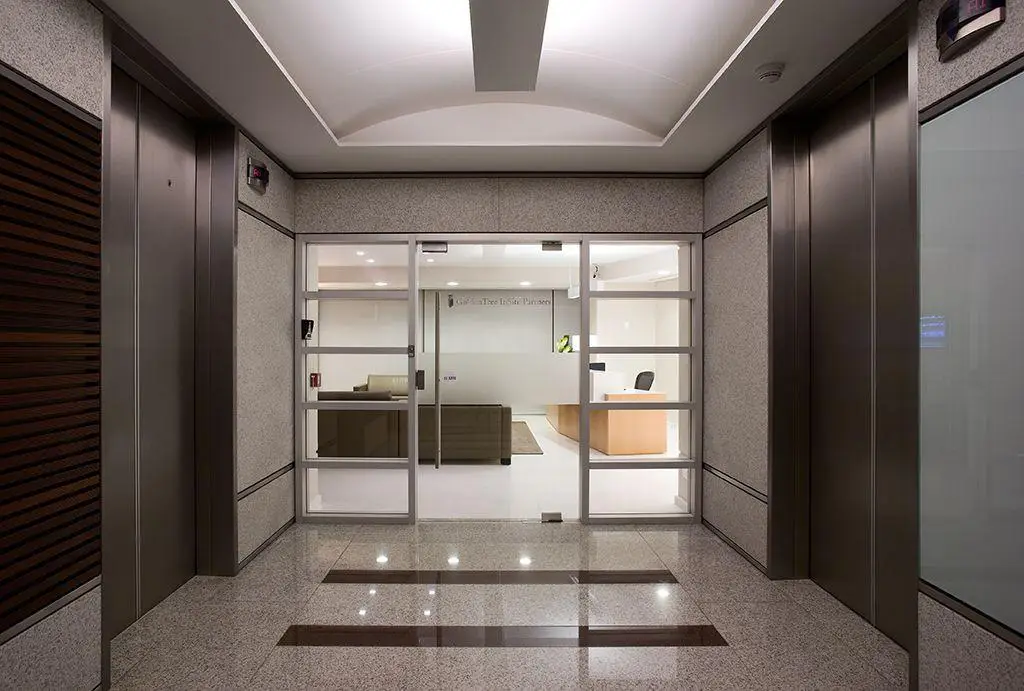 Hall / Reception 132