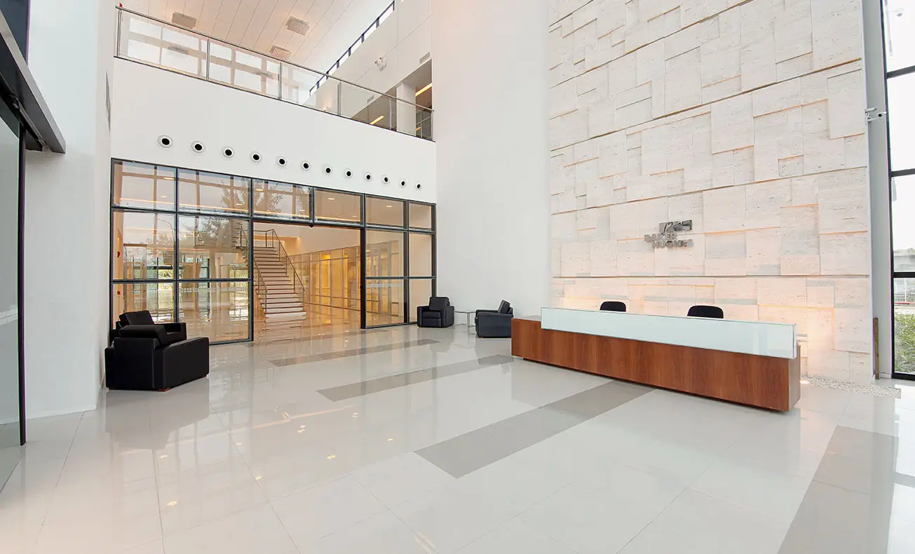 Hall / Reception 34