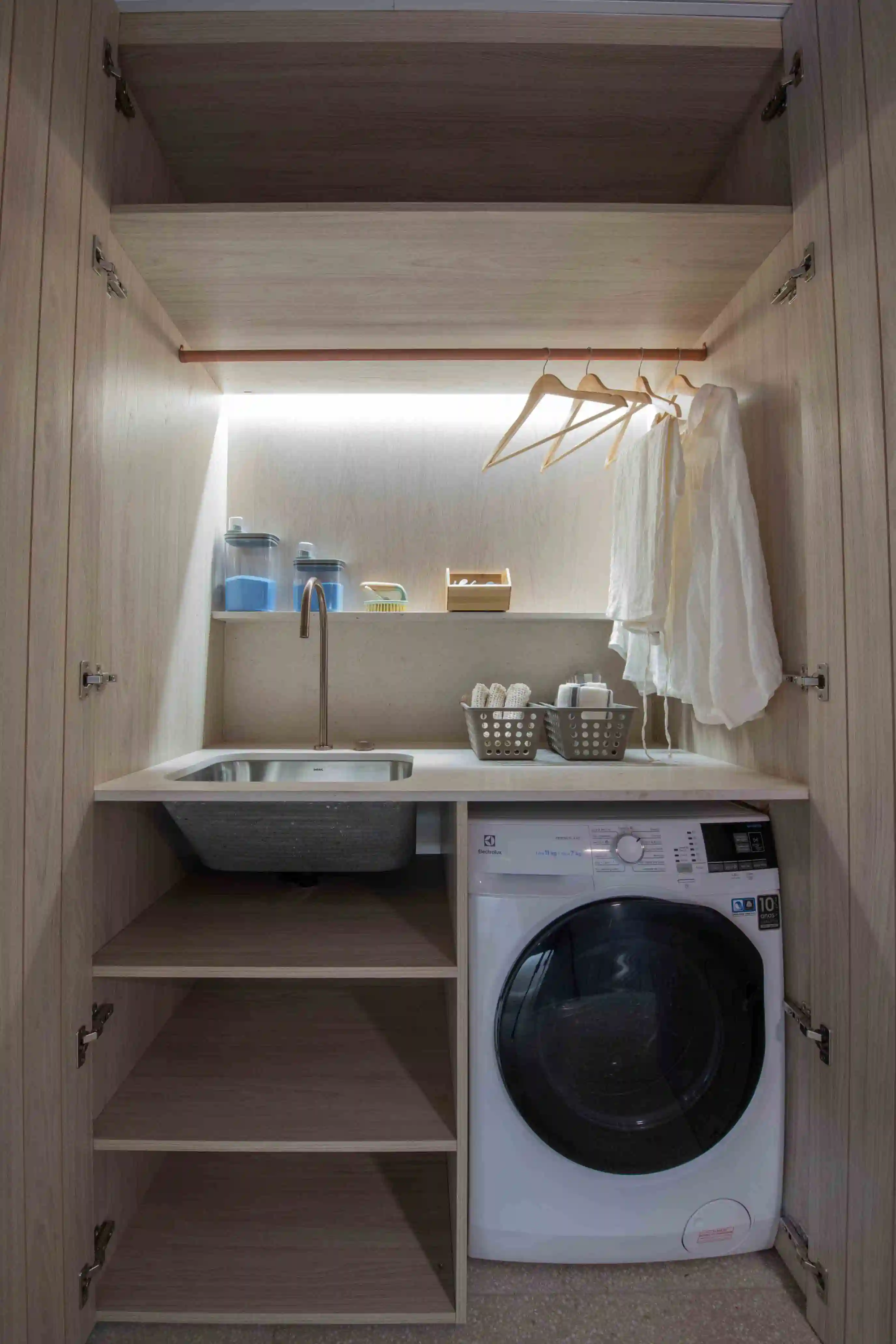 Laundry 16