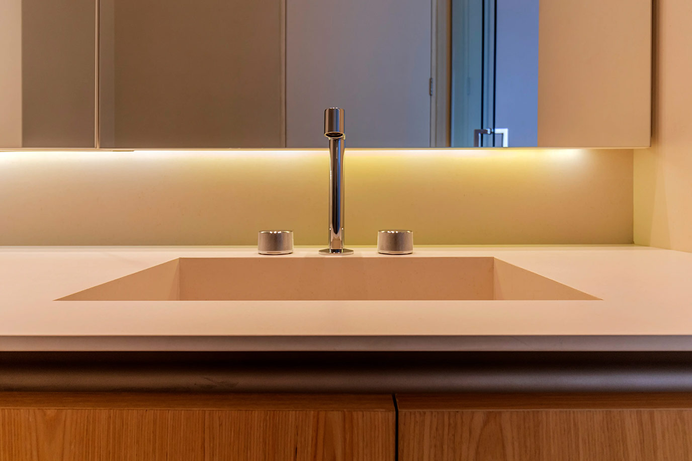 Sinks & Washbasins 13