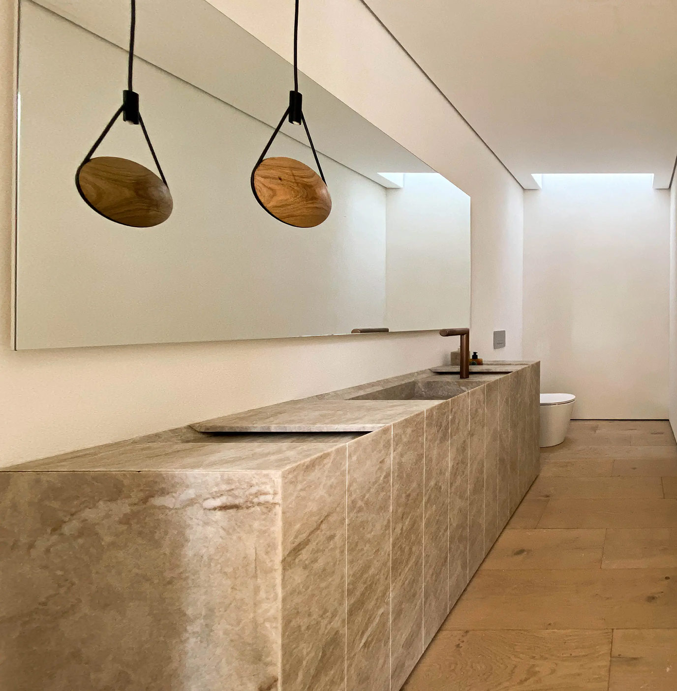 Sinks & Washbasins 14