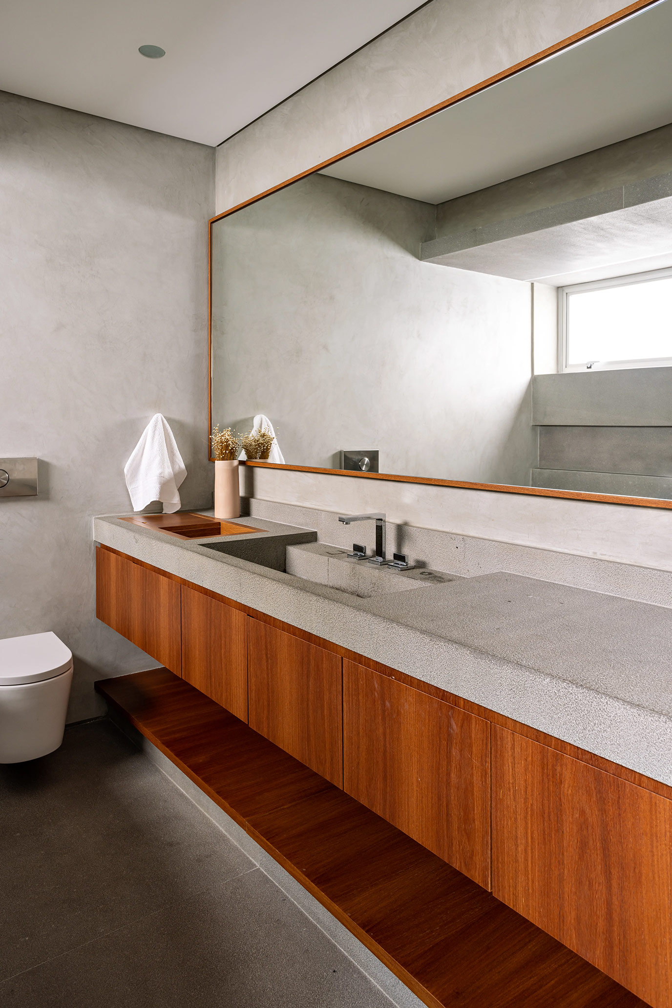 Sinks & Washbasins 17