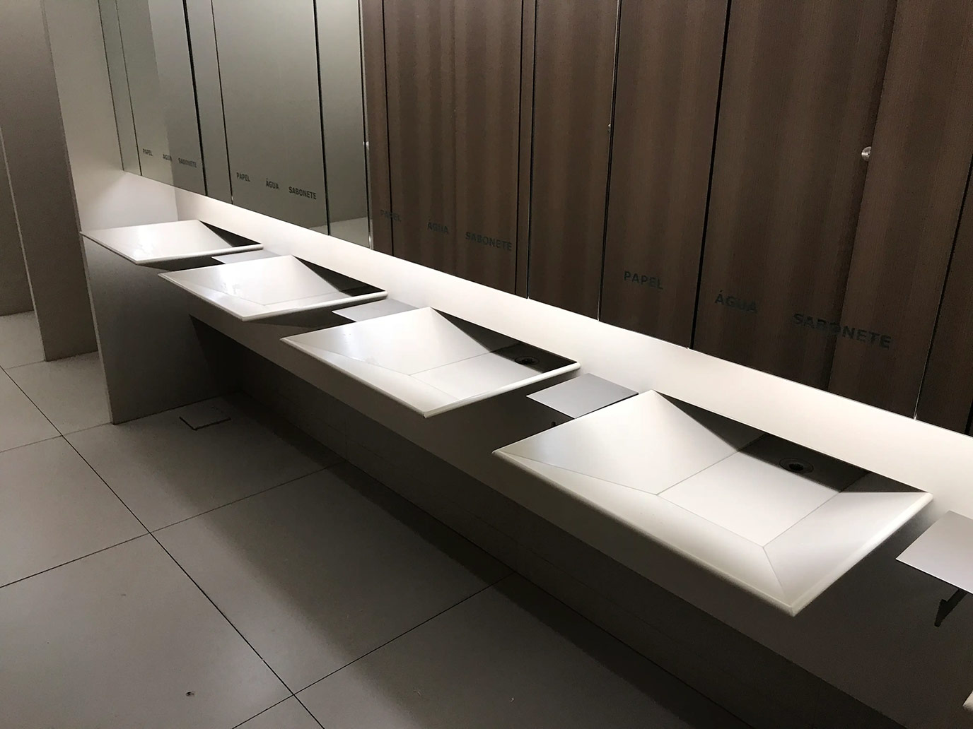 Sinks & Washbasins 39