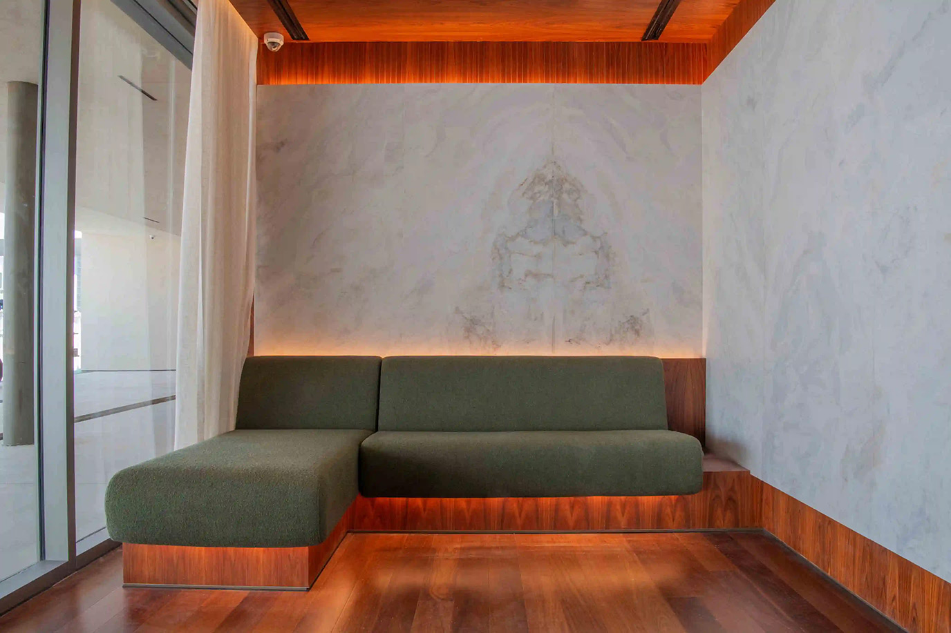 Living Rooms 70
