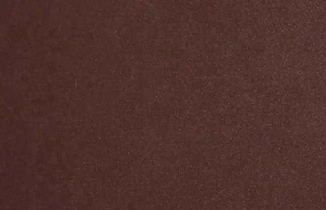 granito-marron-absoluto-di-marmore