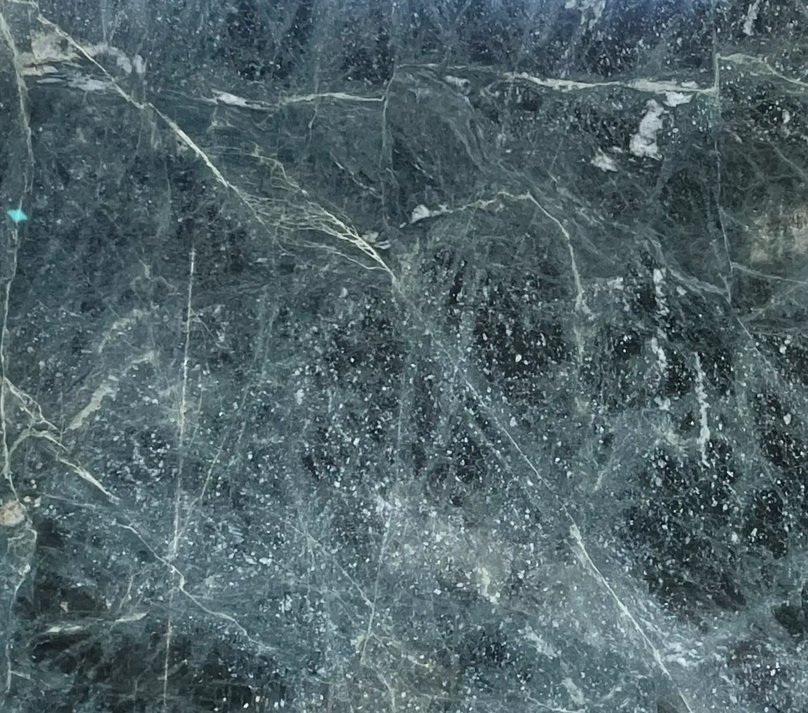 granito-verde-pantanal-di-marmore