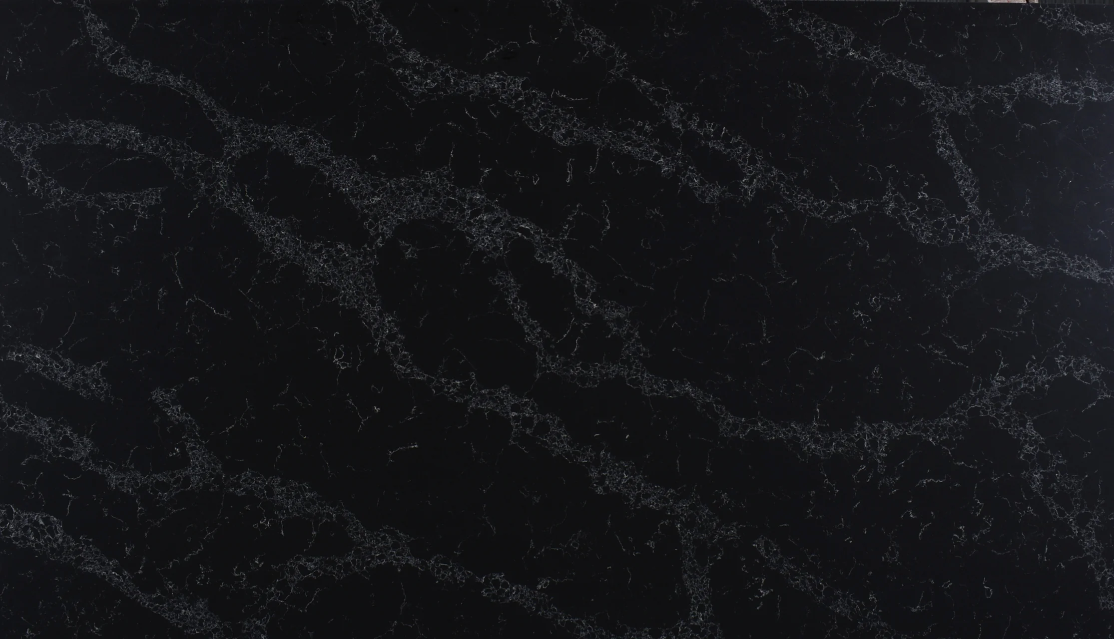 quartz-natural-new-carrara-black-di-marmore